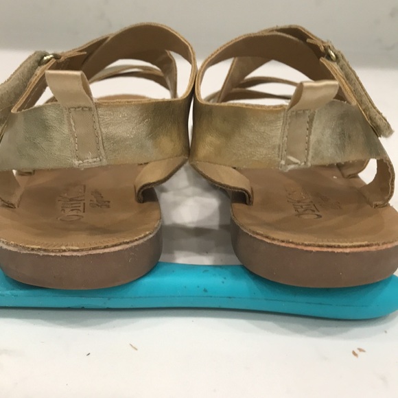 SZ 2 m OSH KOSH GOLDEN SANDLES. VELCRO GET ON/OFF. Good condition - Picture 5 of 7